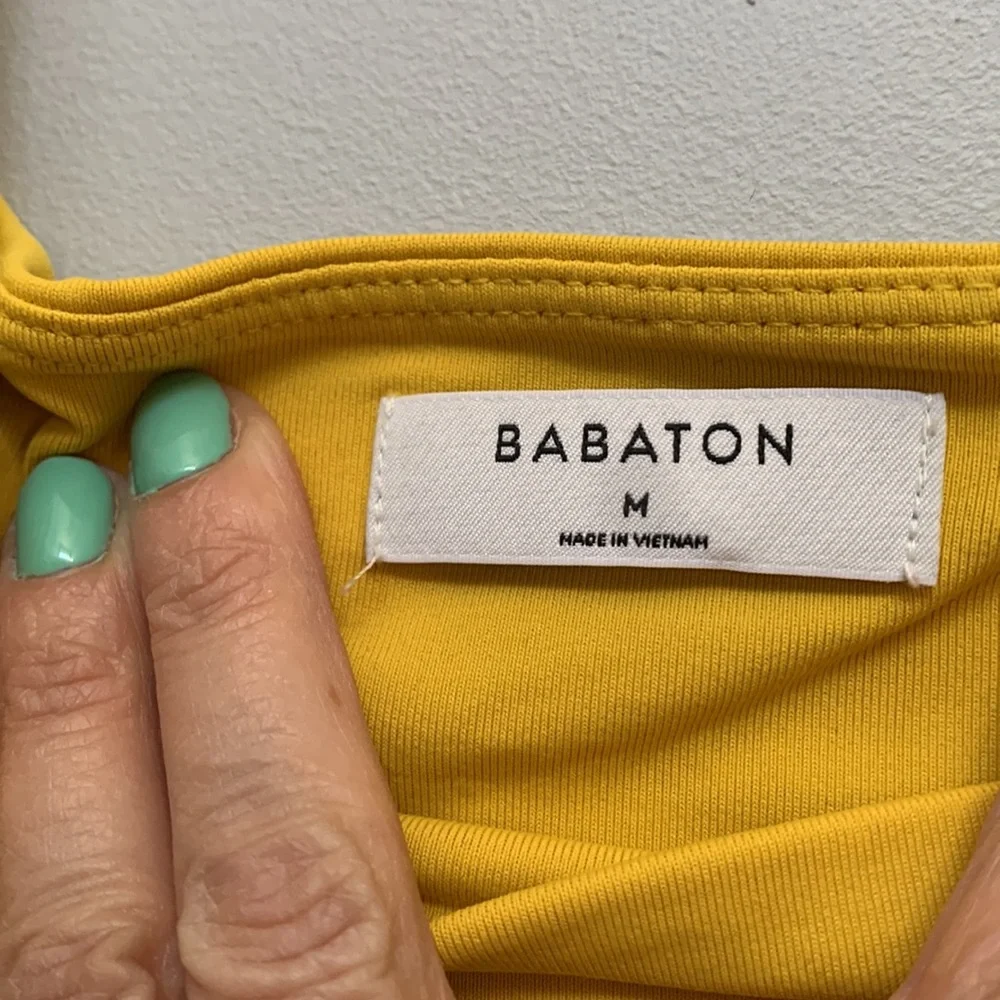 ❗️SOLD❗️Babaton Contour Bodysuit - Picture 6 of 8